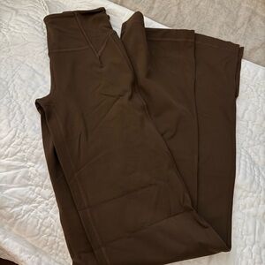 Lululemon - wide leg